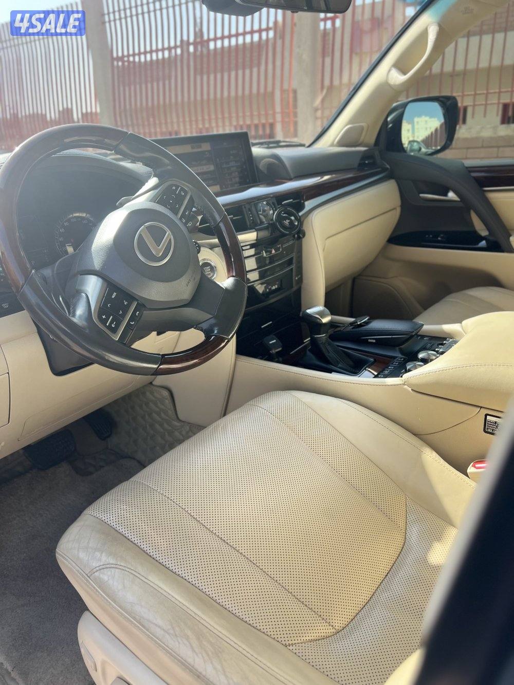 جيب لكزس LX 570 الساير2