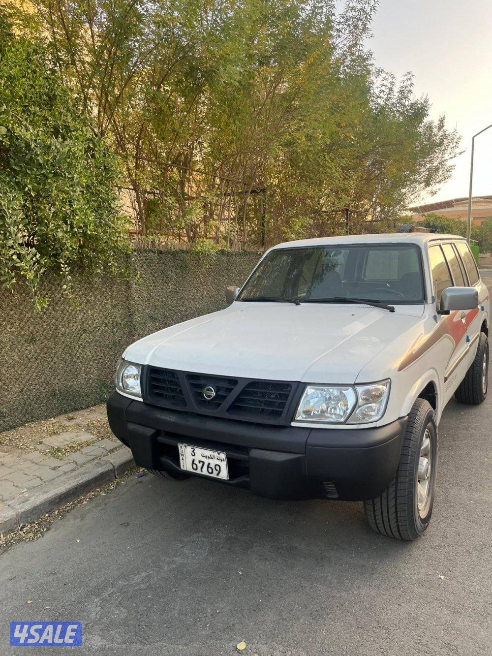 للبيع نيسان سفاري ماكينة 45000