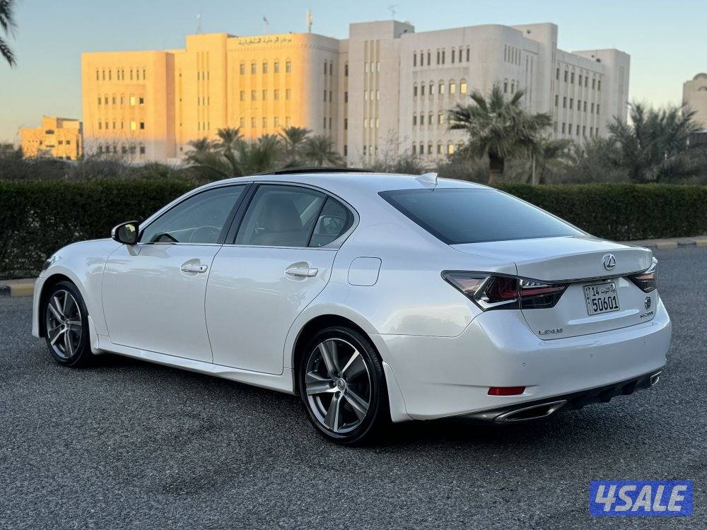 لكزس GS200t موديل 2016 بحاله الوكاله شرط الفحص7
