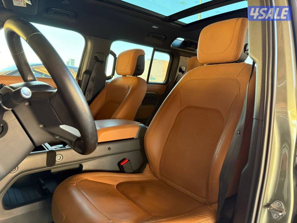 ديفندرS P400 موديل2023 عداد53الف وارد الغانم تحت الكفاله+الصيانه7