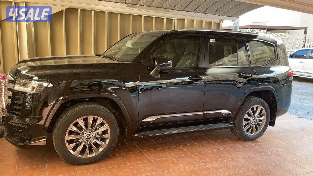 لاند كروز 20233