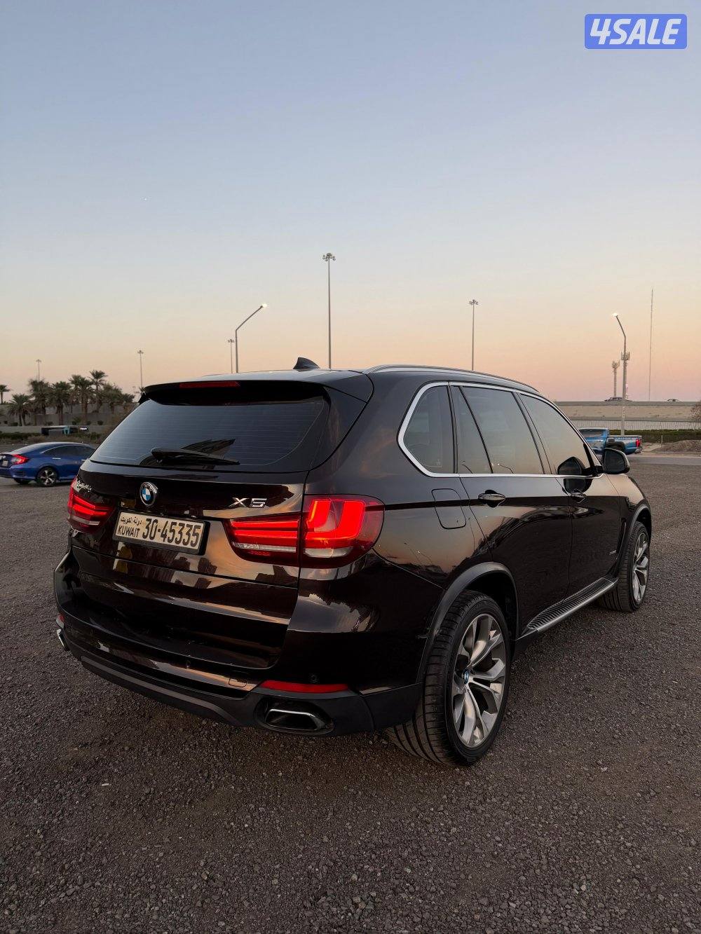 BMW X5 50i V8 twin turbo4