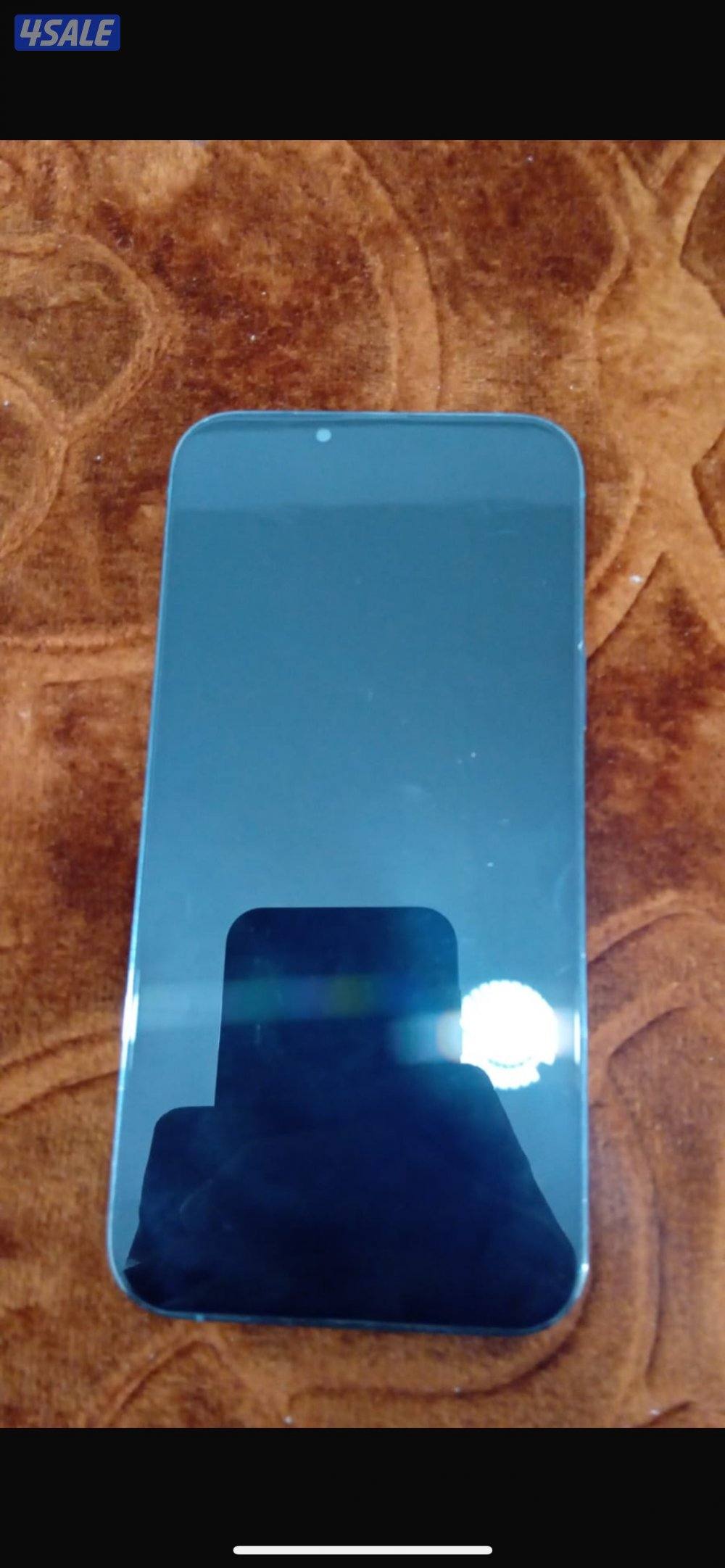 ايفون13 Bro max مو مبدل شي الكامره زوم بعيد مو مفعله والكامره شقاله وك1