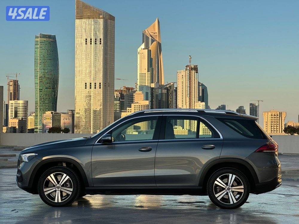 مرسيدسGLE450 موديل2019 عداد70الف وارد الملا سيرفس منتظم2