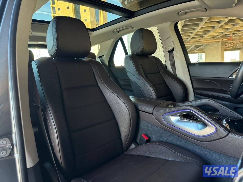 مرسيدسGLE450 موديل2019 عداد70الف وارد الملا سيرفس منتظم10