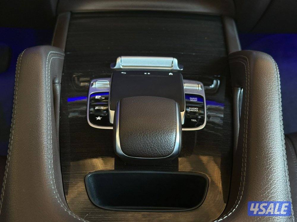 مرسيدسGLE450 موديل2019 عداد70الف وارد الملا سيرفس منتظم12