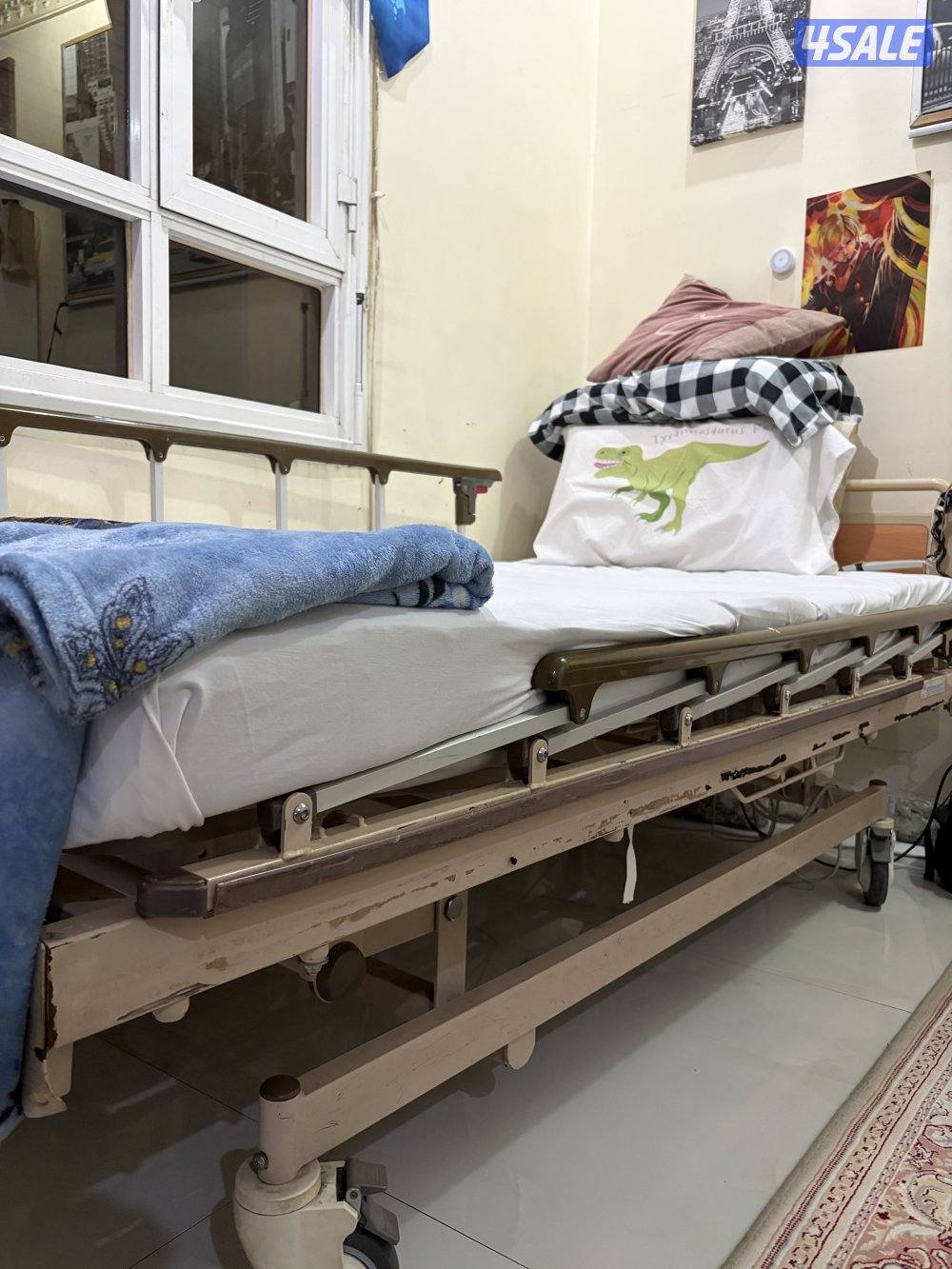 سرير كهربائي مستعمل لذوي الاحتياجات الخاصة وكبار السن2