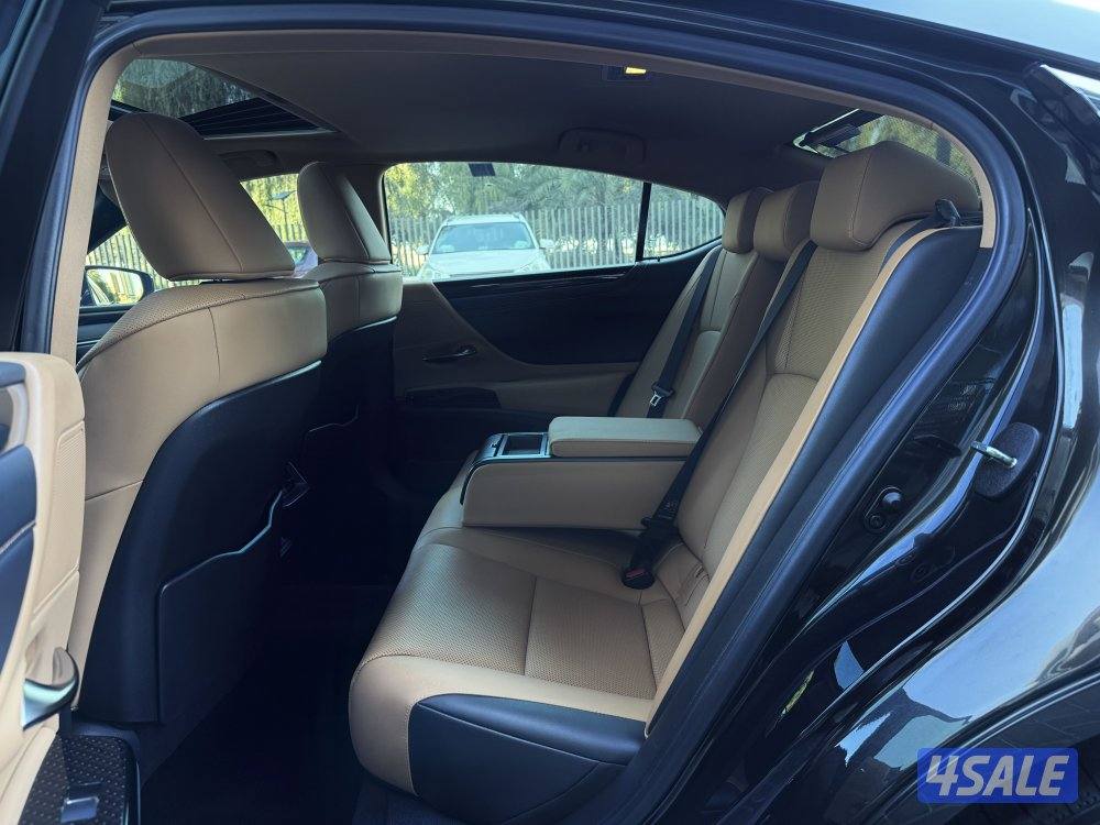 لكزس ES350 موديل 2024 تحت الكفالة وكالة الساير12