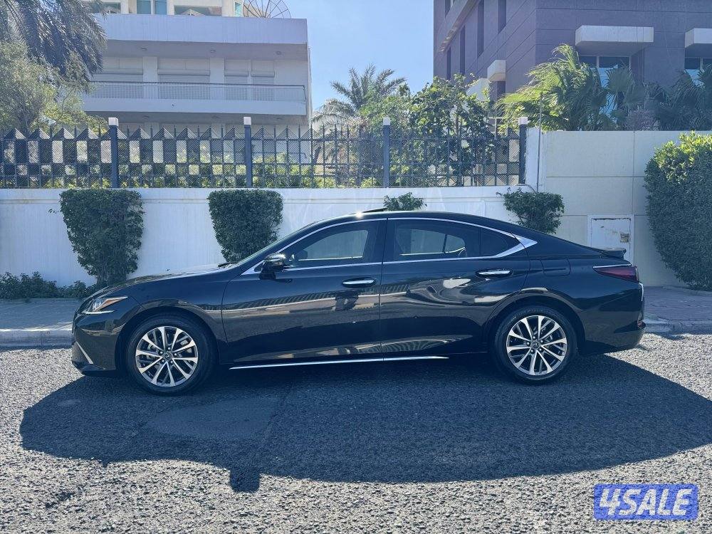 لكزس ES350 موديل 2024 تحت الكفالة وكالة الساير7