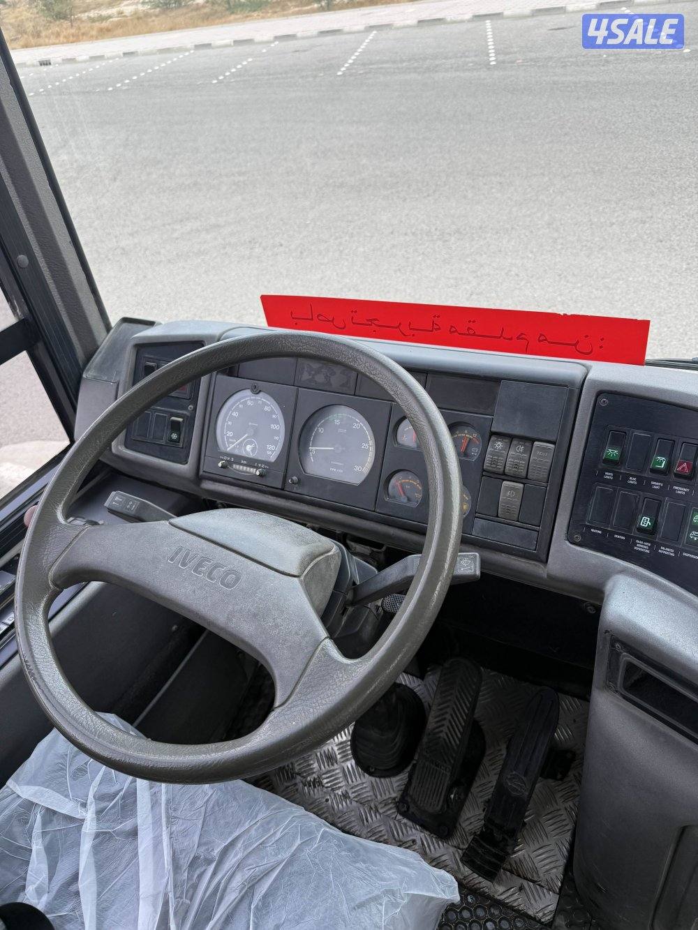 للبيع باص افكو إيطاليا موديل ٢٠٠٢  ماشي ٦٠ الف0