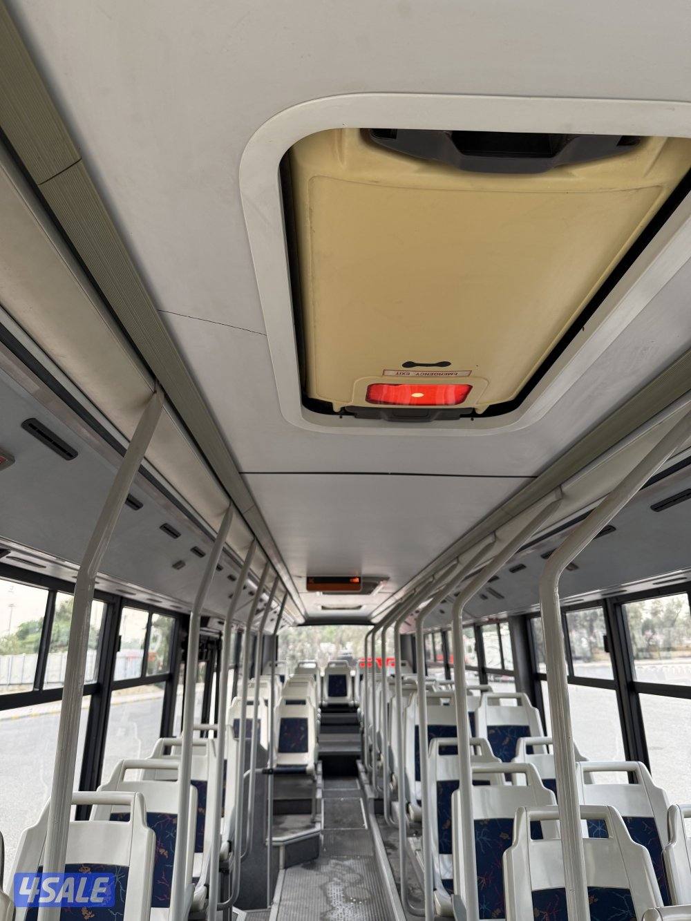 للبيع باص افكو إيطاليا موديل ٢٠٠٢  ماشي ٦٠ الف9