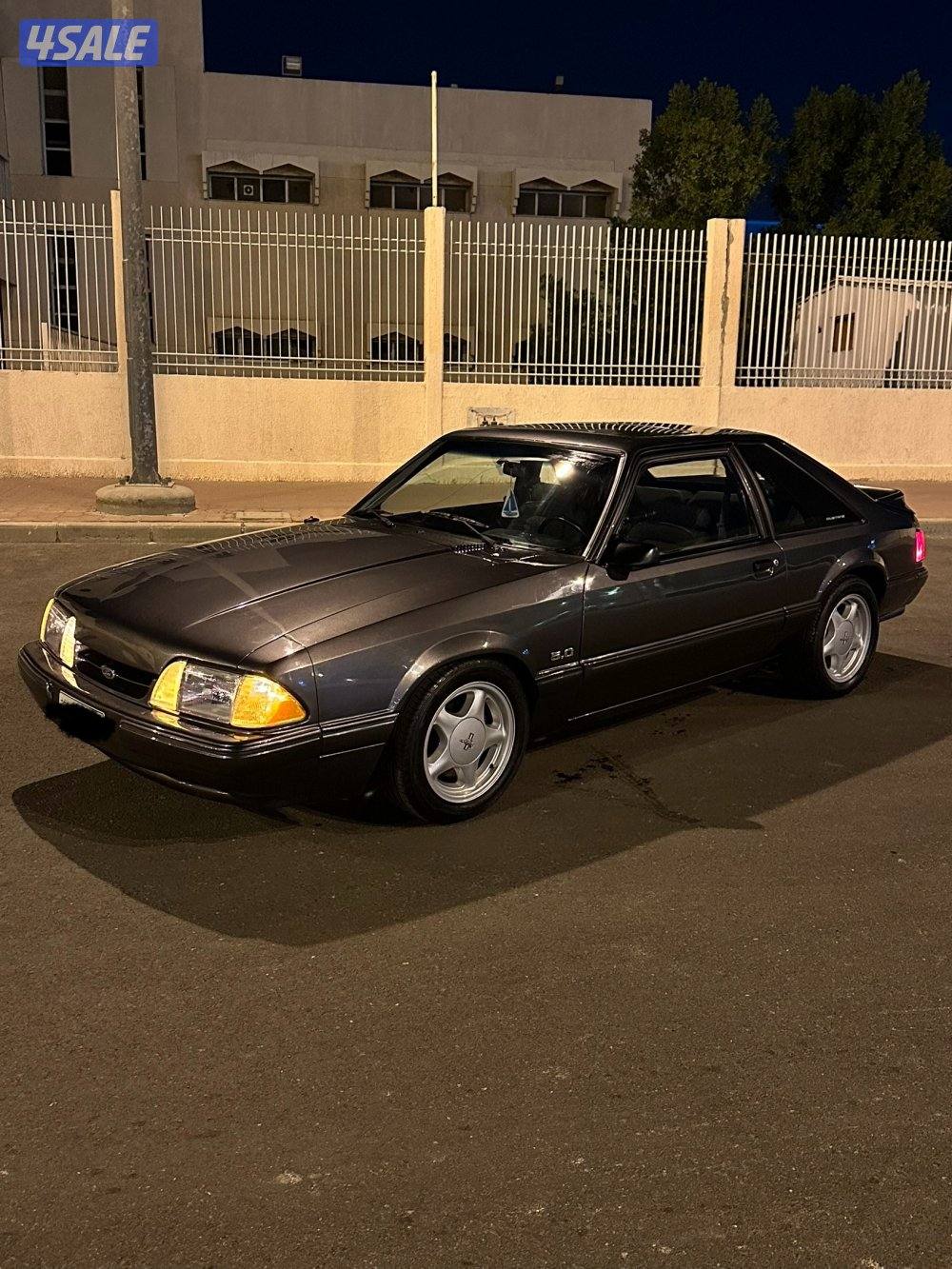 موستنغ LX 92 هاتشباك وارد المجموعه  فتحه قير عادي3