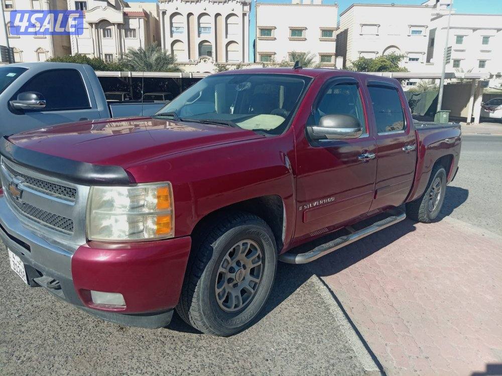 سيارة شفر سلفرادو وانيت ٢ كبينه ٢٠٠٧ دبل شغال بحاله ممتازه شرط الفحص0