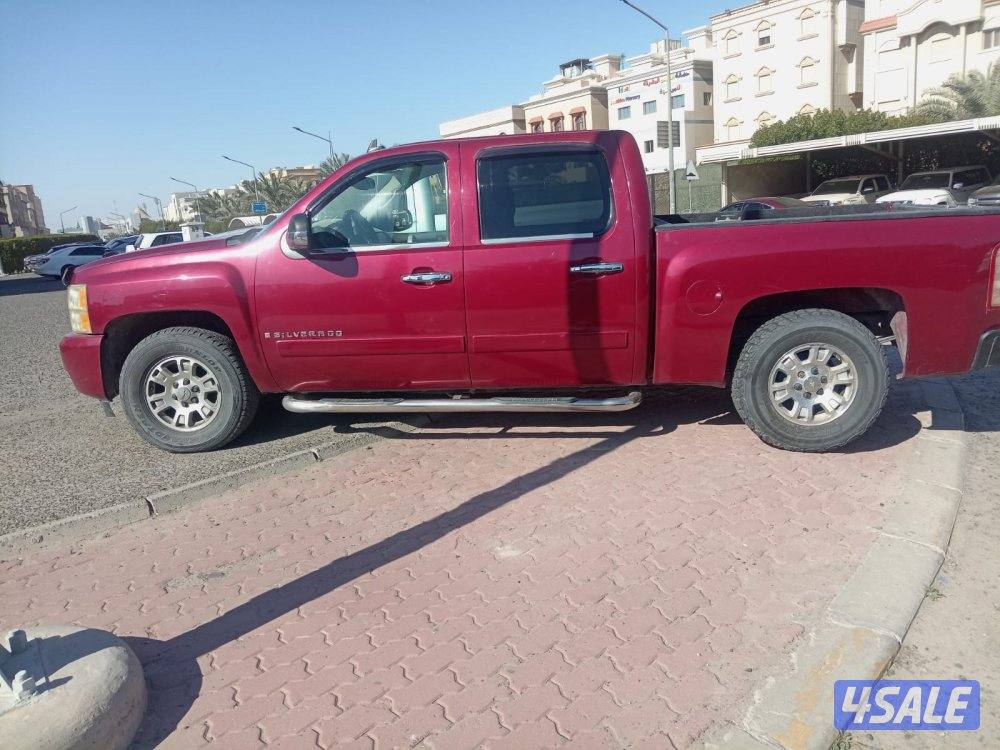 سيارة شفر سلفرادو وانيت ٢ كبينه ٢٠٠٧ دبل شغال بحاله ممتازه شرط الفحص3