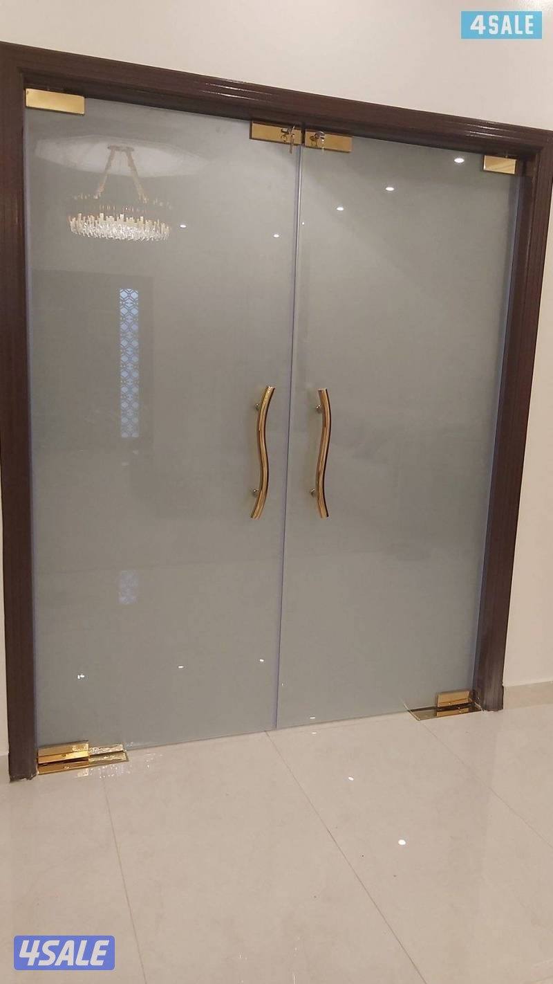 فني زجاج سكريت واجهات شاور بكس مرايات كافة اعمال الزجاج السكريت4