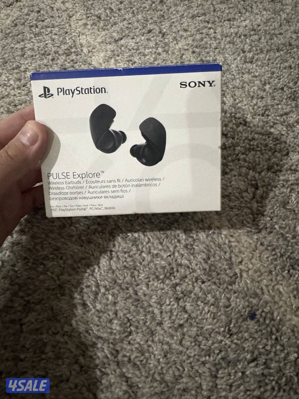 شاشة بلايتيشن ٥ و سماعة بلايستيشن ٥13