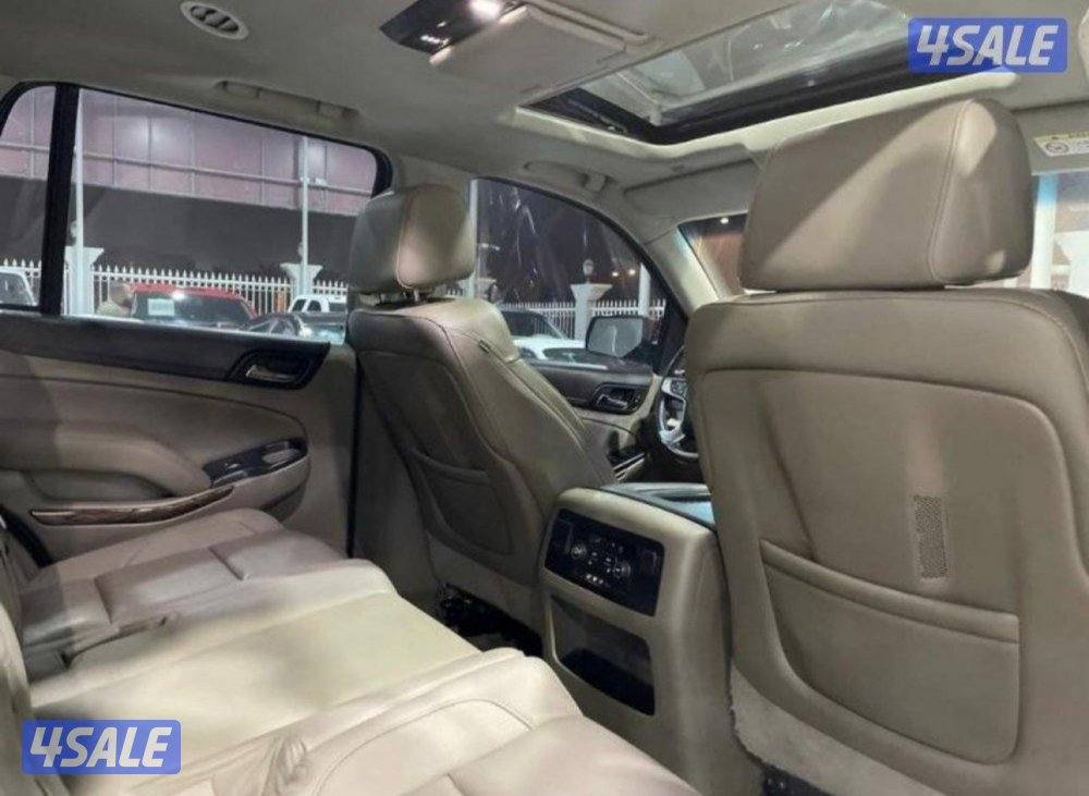 للبيع يوكن 2017 SLT4