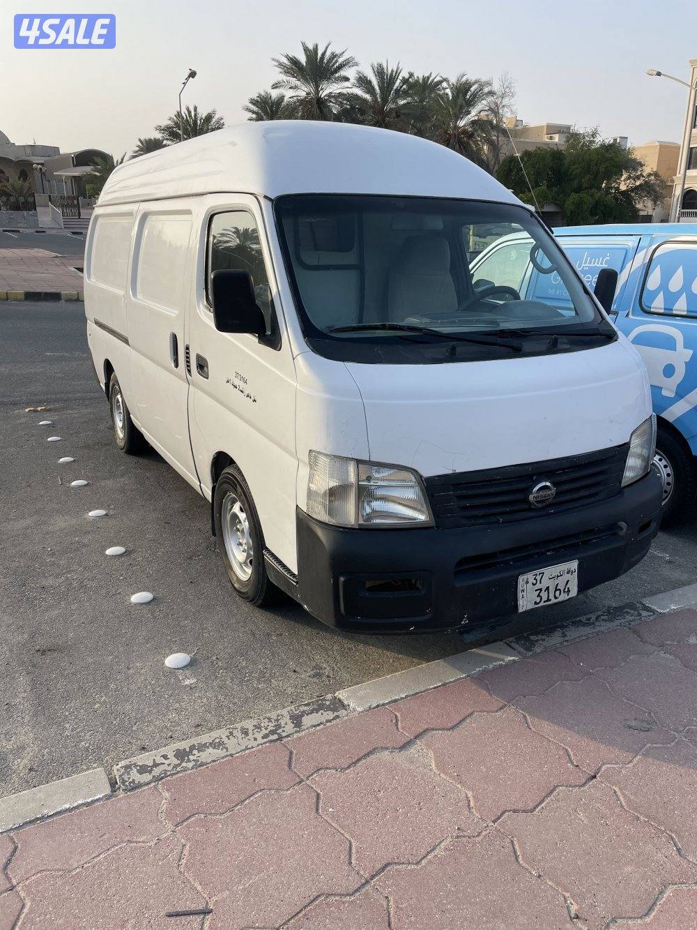 باص سقف عالي 2004 م1