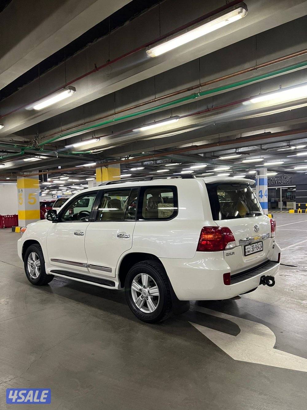 السيارة في حالة الوكالة8