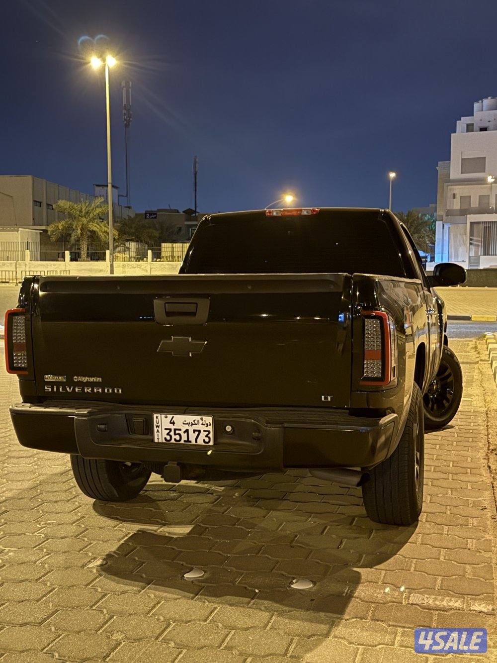 للبيع وانيت سلفرادو موديل ٢٠١١ ماشي ٣٣٤ الف شرط الفحص1