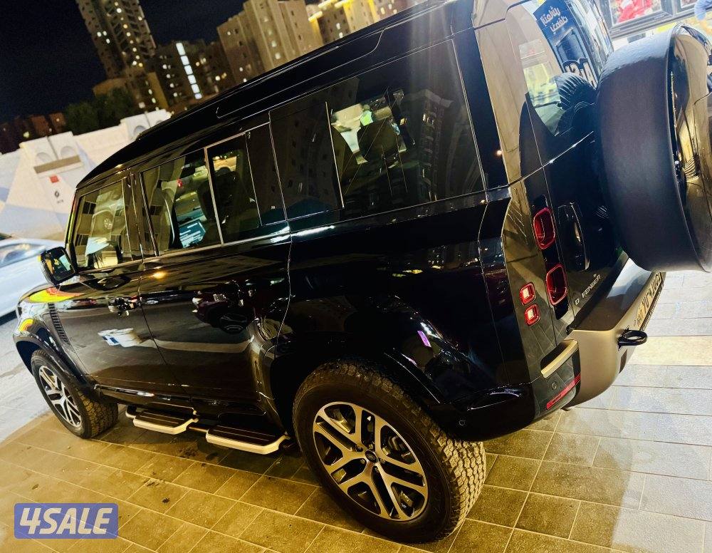 ديفندر  شبه اصفار طالع من الوكاله قبل ٥ اشهر ماشي ٦ الاف 110 x دينمك2