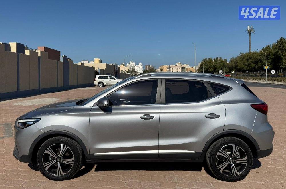 بحالة الوكالة جيب MG ZS 2025 تحت الكفالة ماشي 2800 تأمين شامل وتضليل ح4
