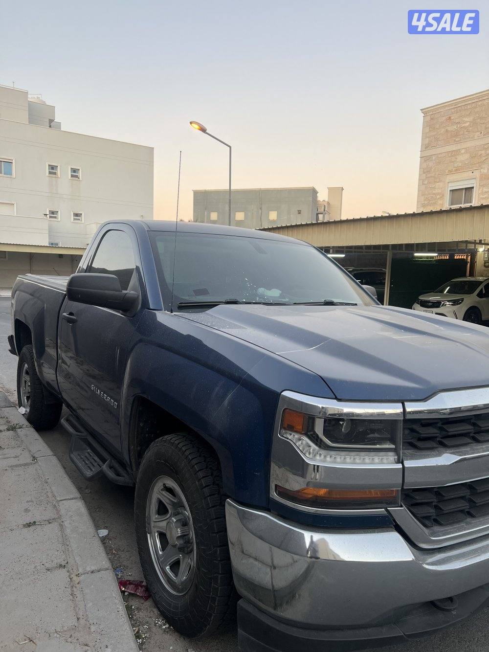 بيع سيارة سلفرادو2