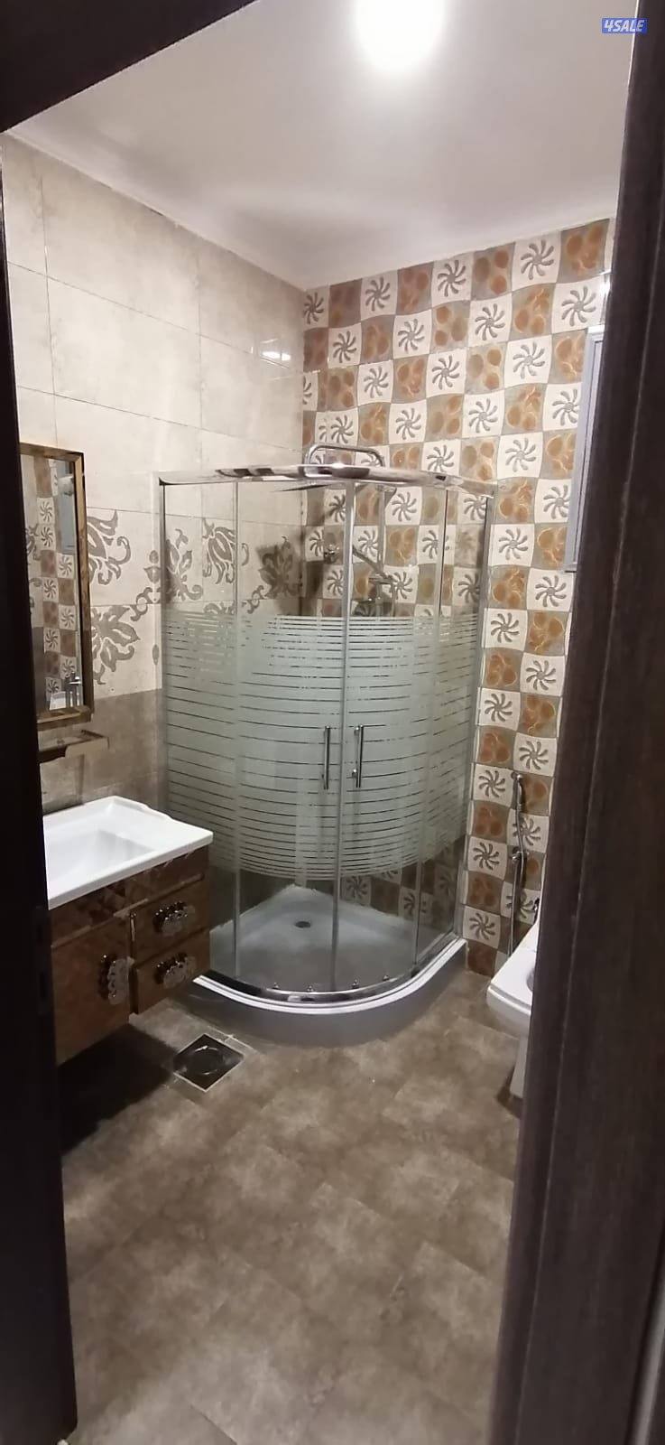 صباح السالم قطعة 3  شارع 306 عمارة 264