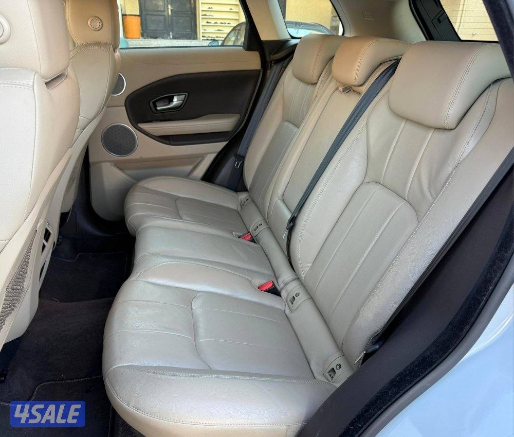 قمة بالنظافة جيب لاندروفر ايفوك 2017 كامل المواصفات 4 سلندر شرط الفحص14