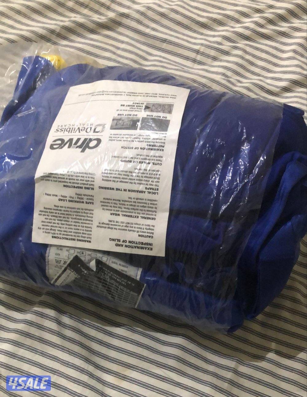 للبيع سرير طبي و رافعه للمعاقين و كبار السن1