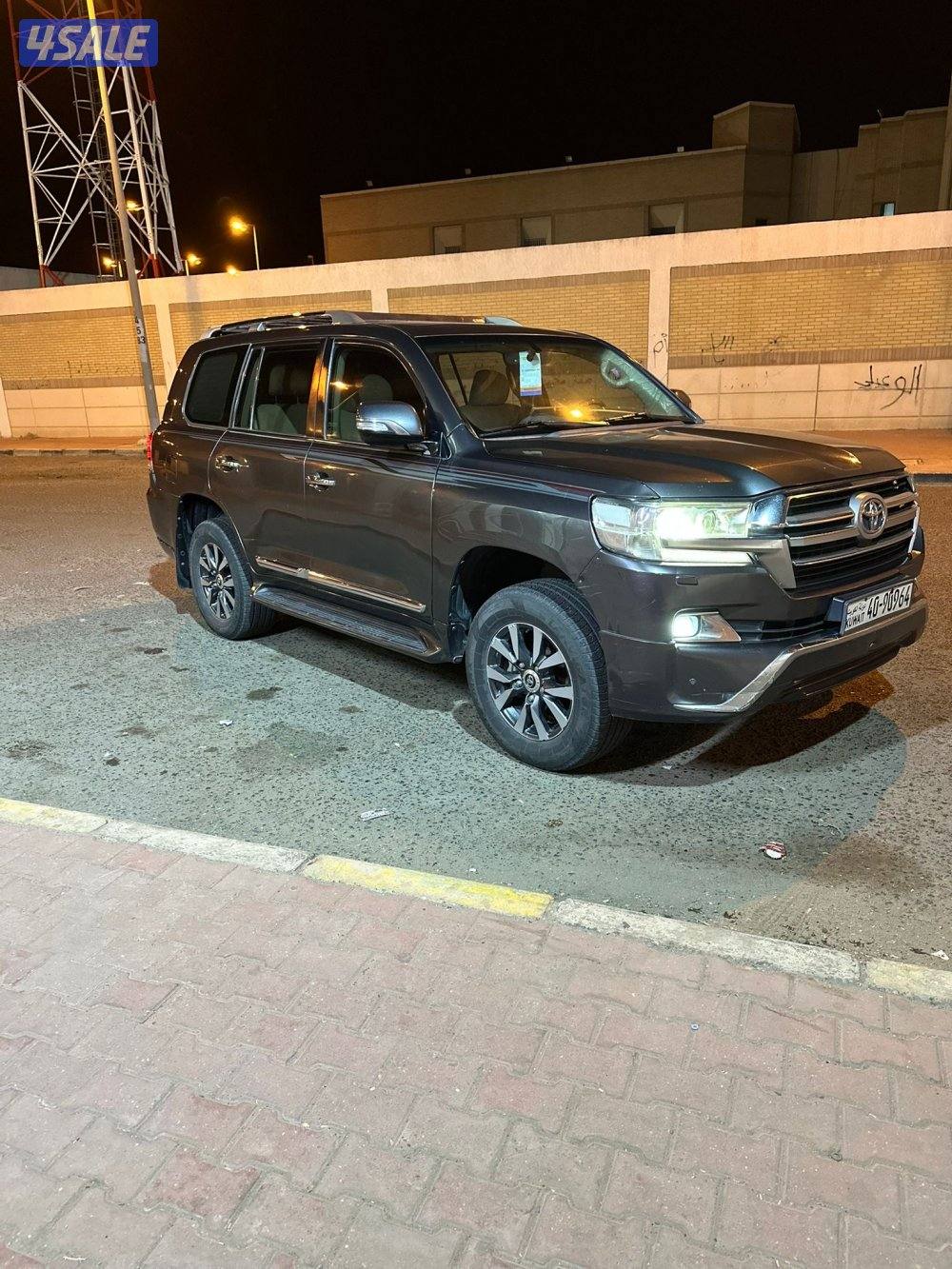 للبيع لاندكروزر 20181