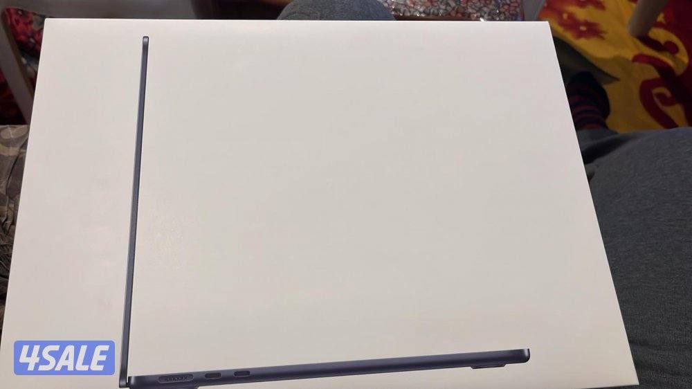 ماك بوك اير M3 جديد ١٣ بوصه رام 8 هارد 512 جديد0