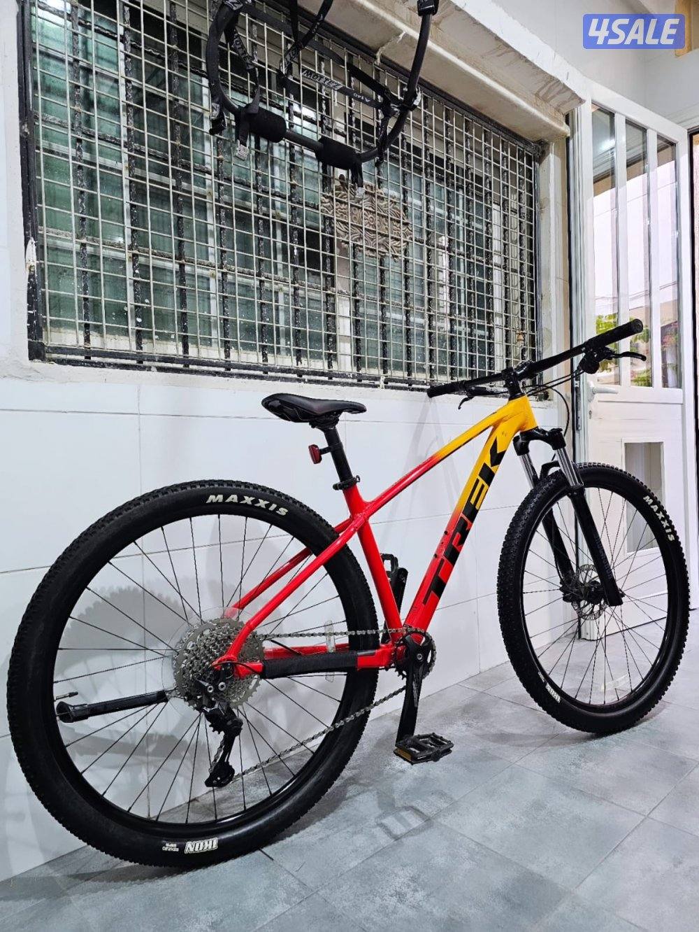 Trek Marlin 7 Deore 10speed Rockshox Judy Extreme Sports Bike Cycle0