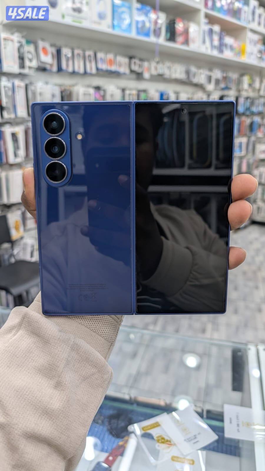 Samsung fold 7 512 gb used blue0