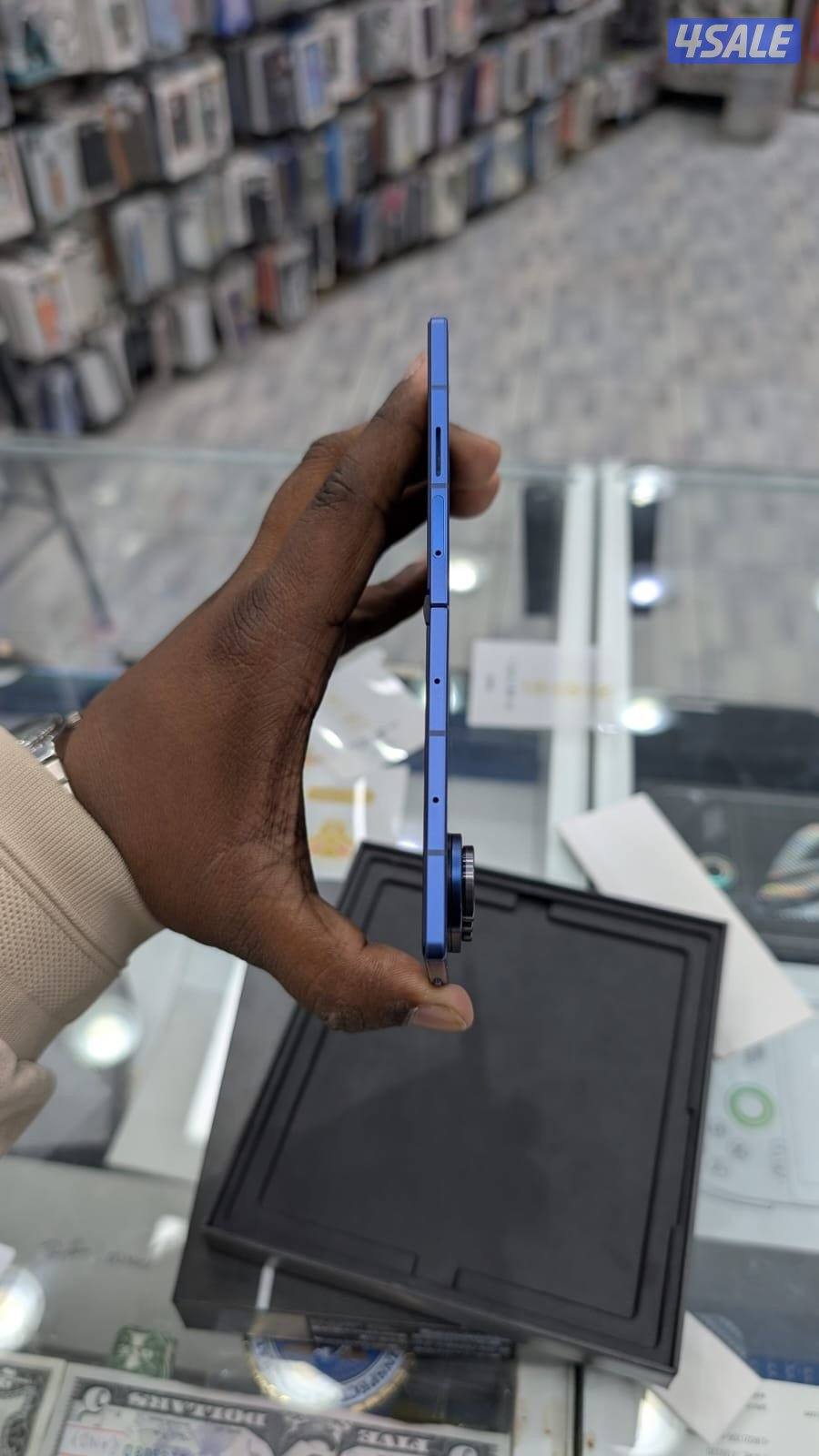 Samsung fold 7 512 gb used blue3