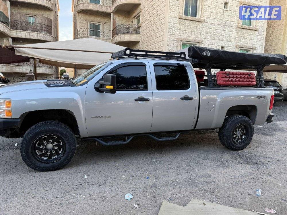 وانيت سلفرادو HD 20115