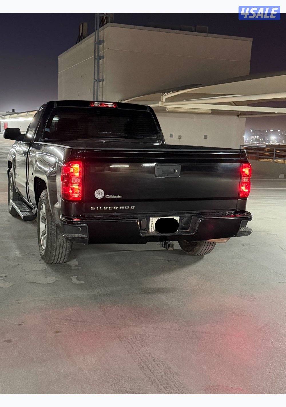 للبيع وانيت سلفرادو موديل20170