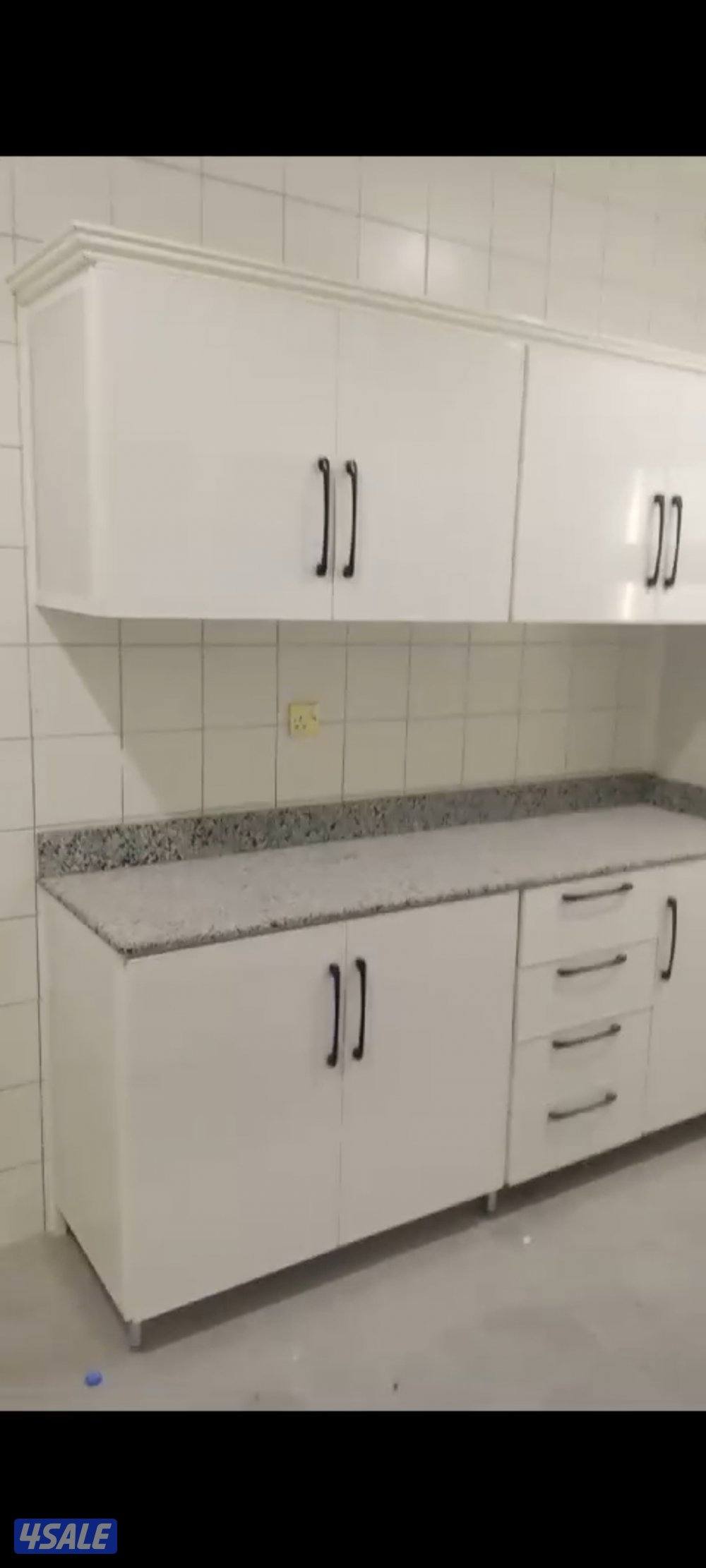 شقه ٣ غ ١ص ٢ ح. موقف سياره واحد فقط0