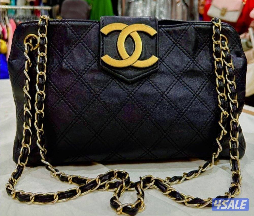 Original bag Chanel with authentic code .used but not abuse1