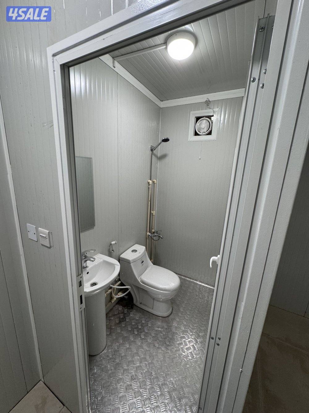 شاليه ساندوج بنل غرفه ودوره مياه5