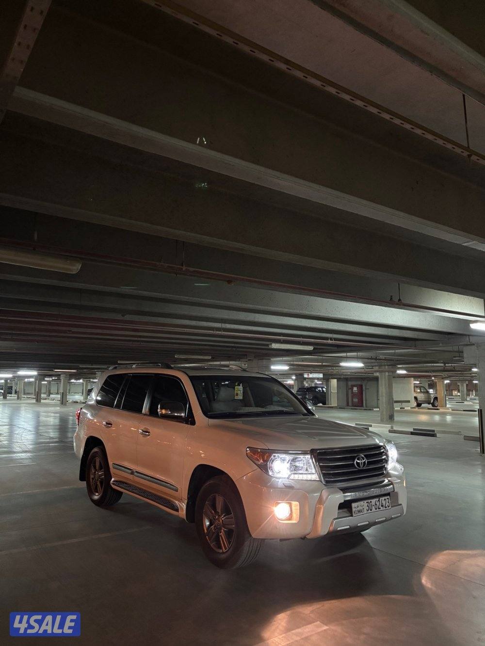 لاند كروزر الساير1