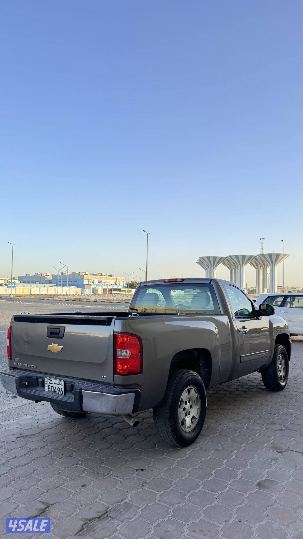 للبيع سلفرادو20122