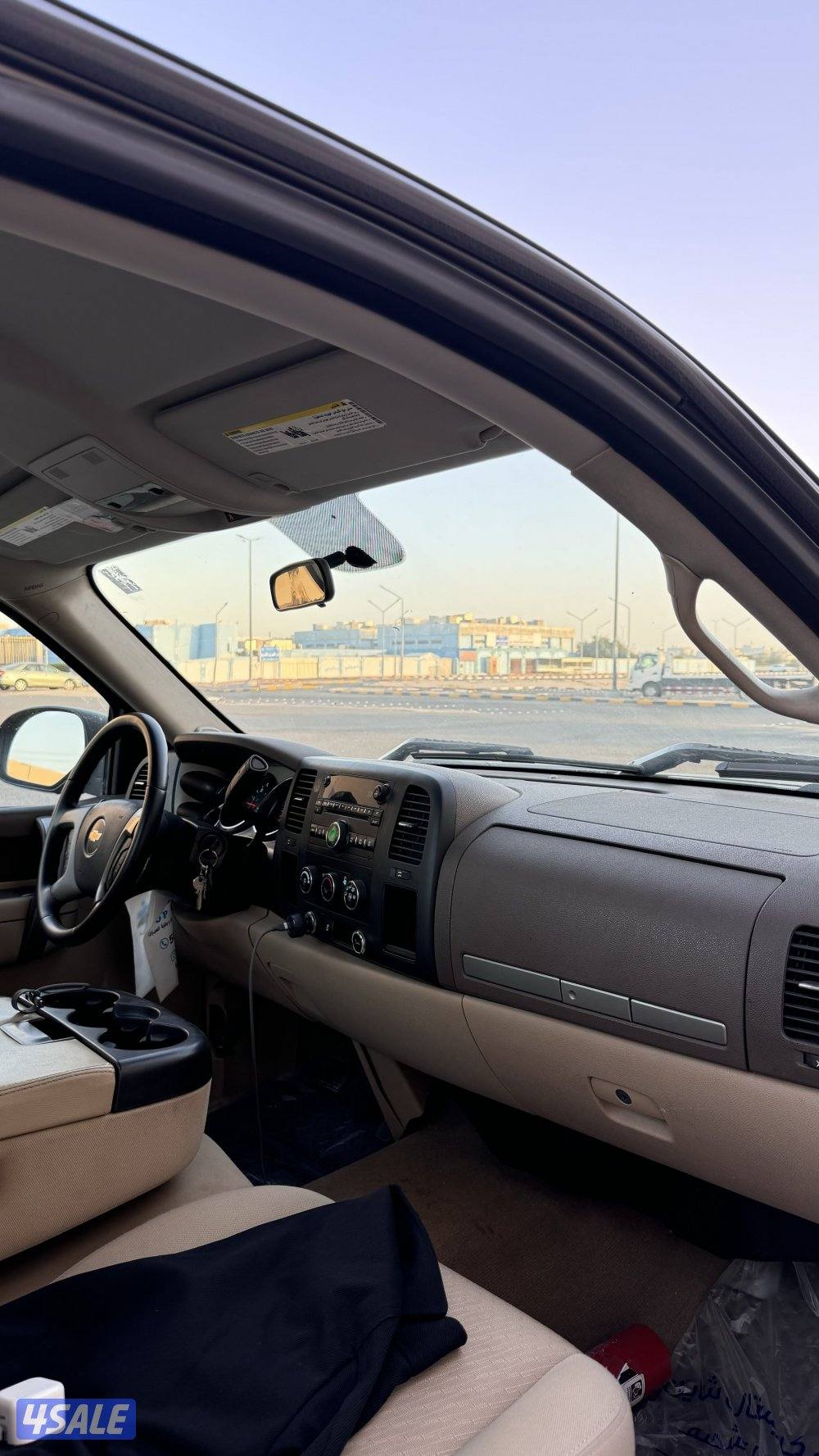 للبيع سلفرادو20125