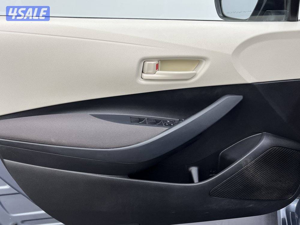 TOYOTA COROLLA 1.6L XLI STD OPTION10