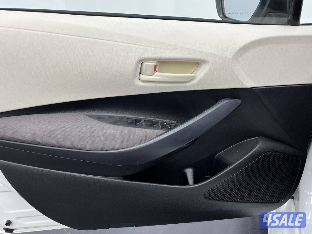 TOYOTA COROLLA 1.6L XLI STD OPTION10