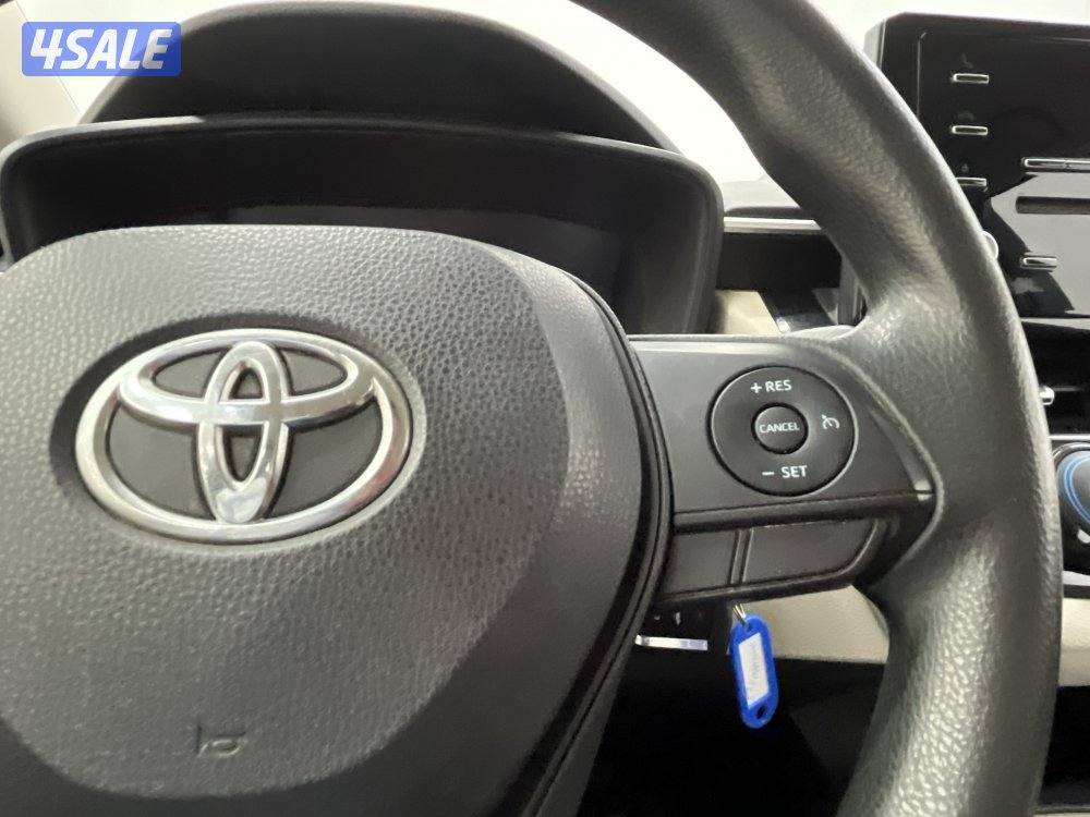 TOYOTA COROLLA 1.6L XLI STD OPTION7