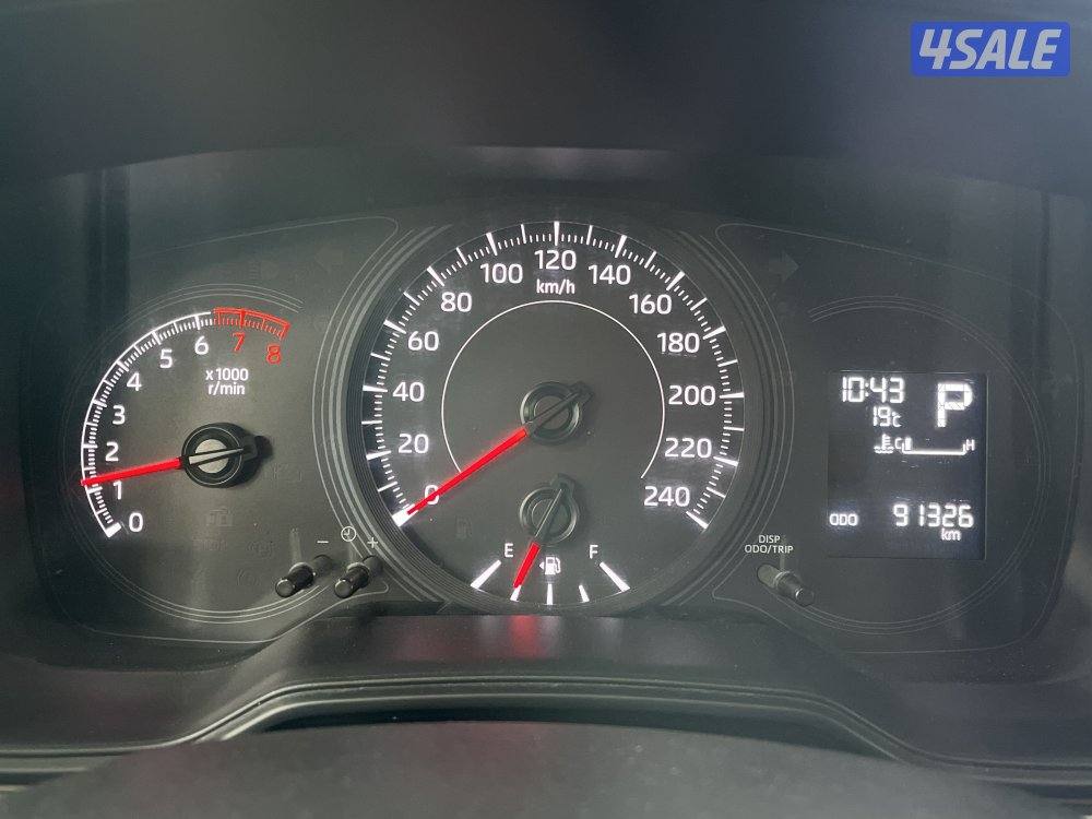 TOYOTA COROLLA 1.6L XLI STD OPTION6