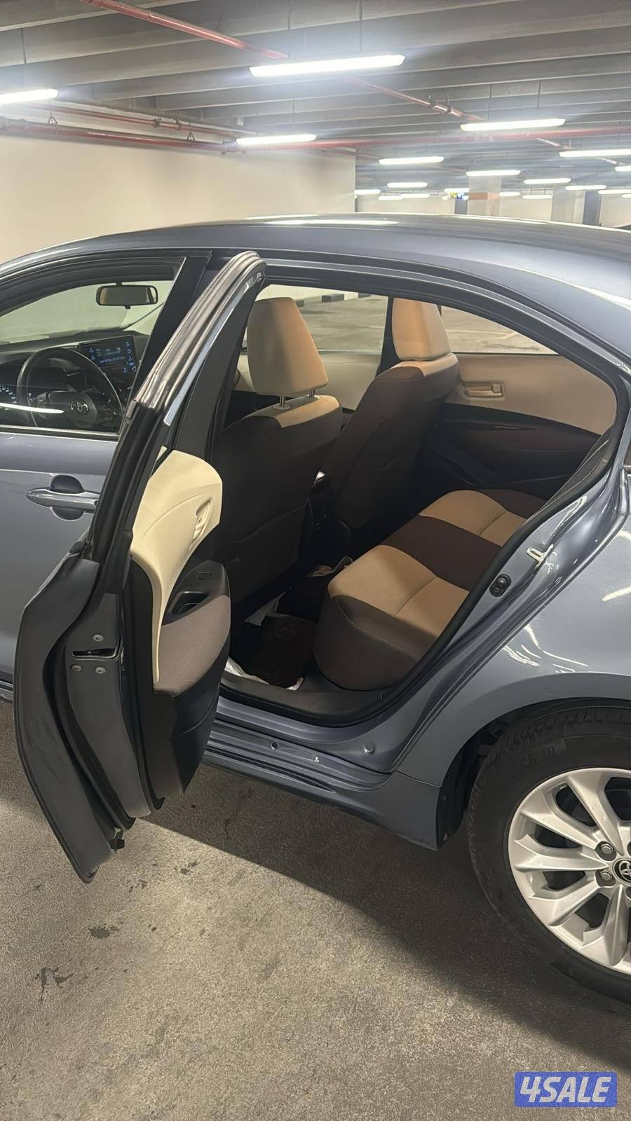 كورولا موديل 2020  عداد الممشى 71 الف مفحوصه بالرمال الذهبية5