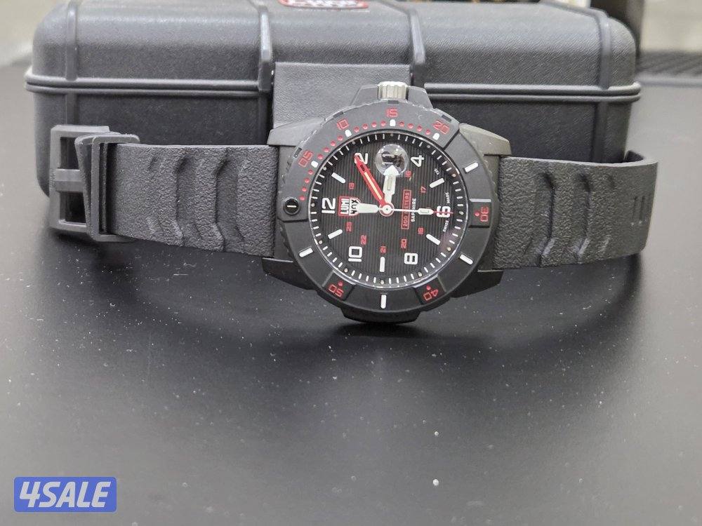 Luminox ساعة لومينوكس اصلية بحالة ممتازة3
