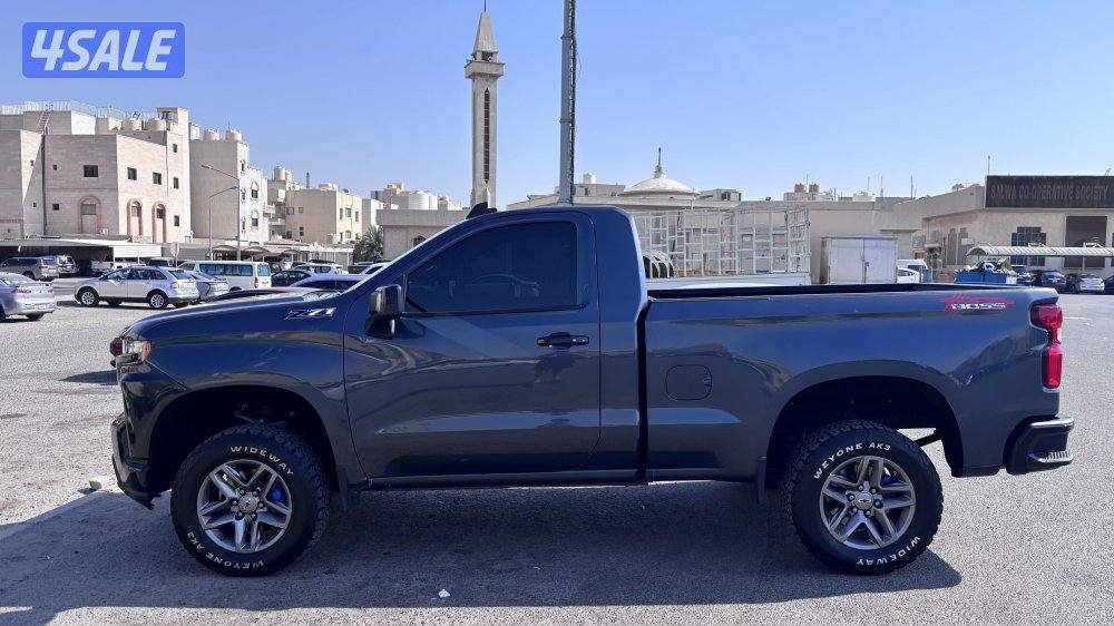 وانيت سلفرادو تريل بوس 20201